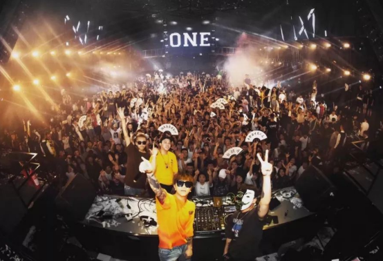 DJ ONE 电音界的“权志龙”