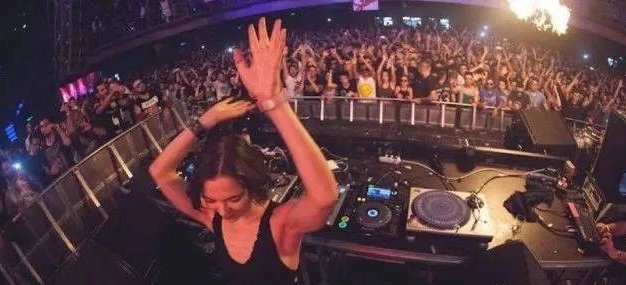 NINA KRAVIZ #Techno女王