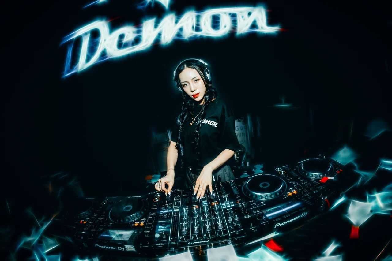 DJ DEMON