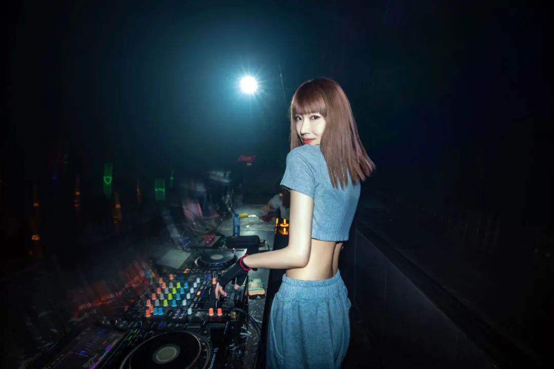 DJ Annie