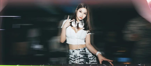 DJ CORA #百变少女