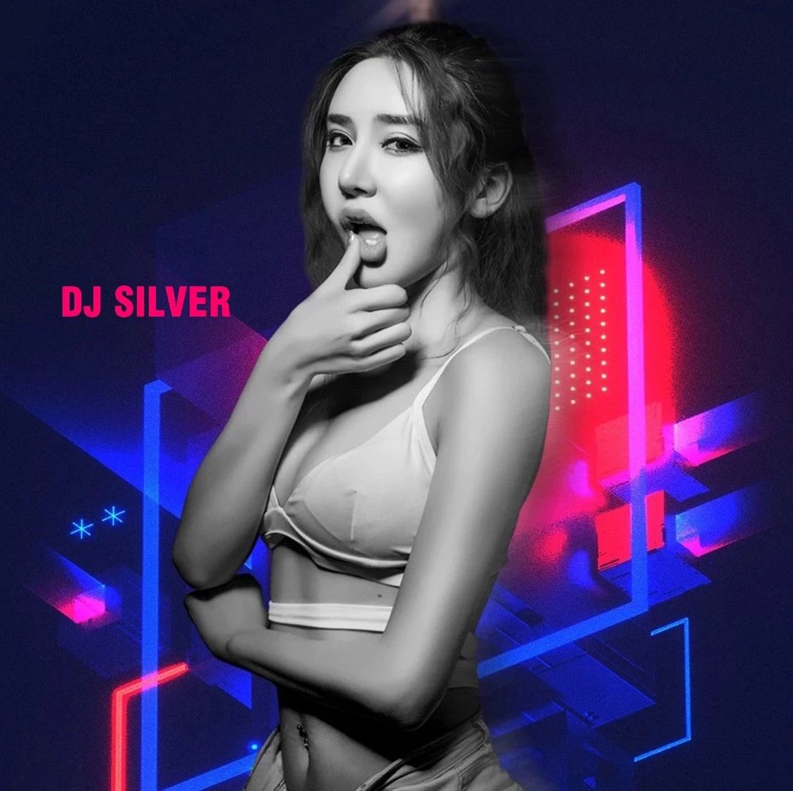 【HOST】►07.08女子百大DJ SILVER，将告诉你什么是超燃硬核电音轰炸