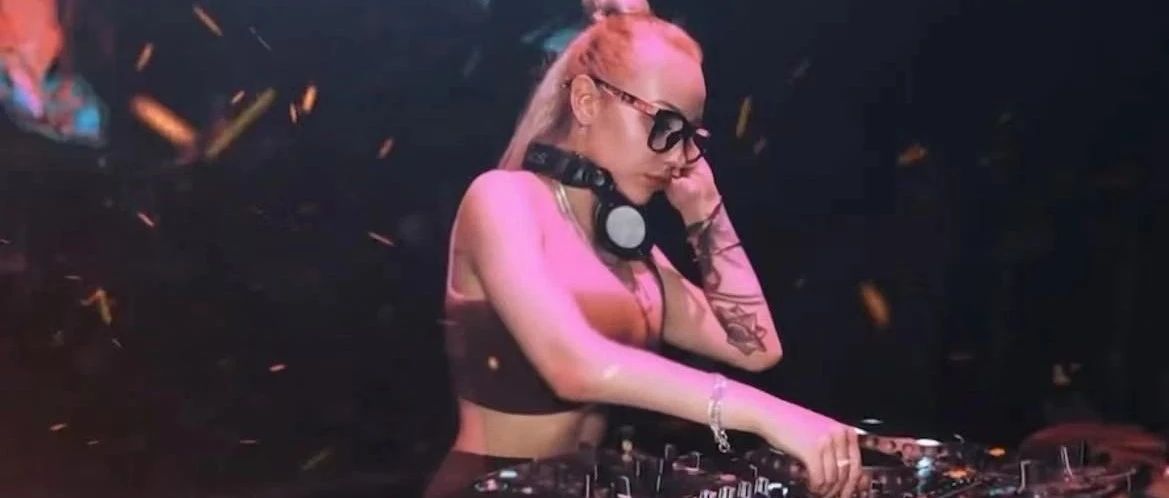 2023国潮CLUB丨人间精灵DJ VIKA 07/21-22 性感娇娃，躁动来袭