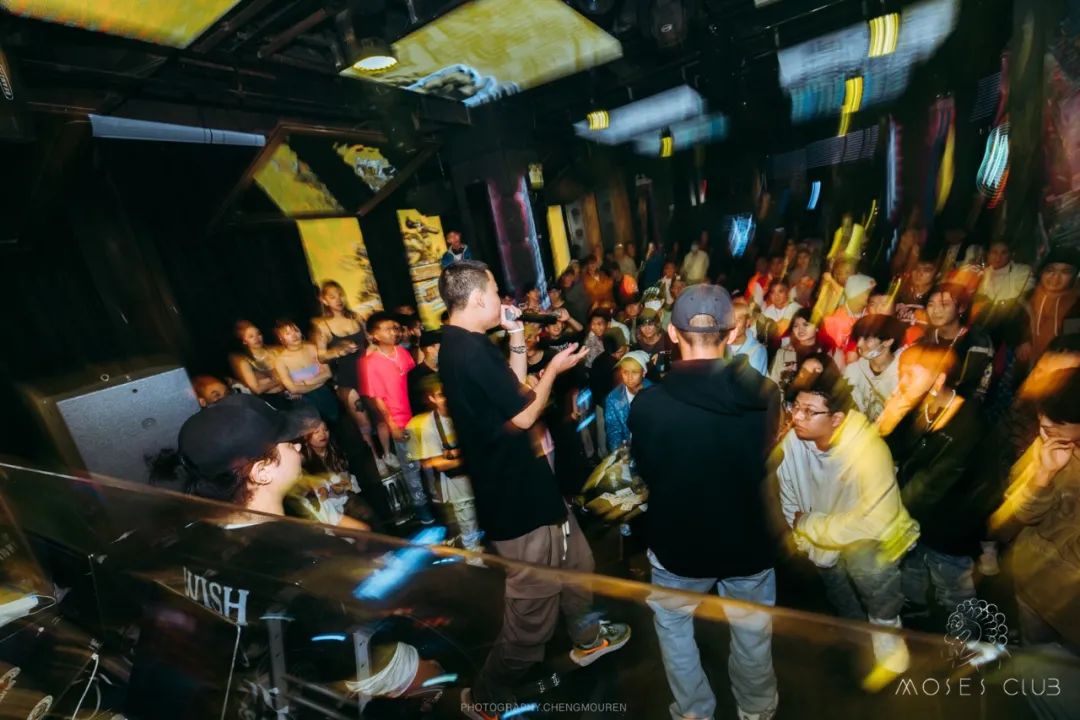 MOSES CLUB 10.29 '镇耳驭聋'2.0比赛回顾 《FREESTYLE BATTLE》-昆明MOSES CLUB/摩西酒吧