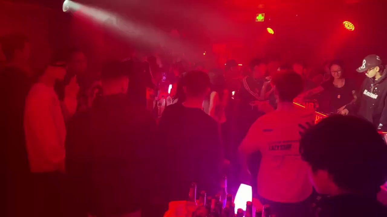 酒吧劲爆现场-乌鲁木齐404酒吧/404ClubNotFound