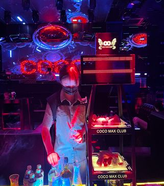 四会四会可可酒吧,四会COCO MAX CLUB