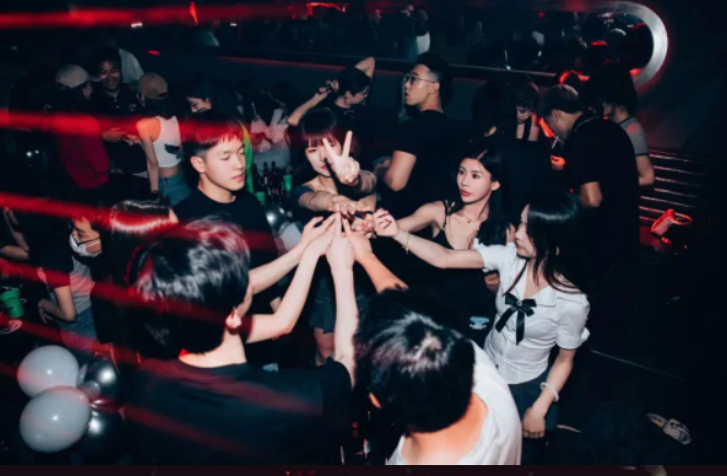 泸州泸州PH酒吧,泸州PLAY HOUSE CLUB